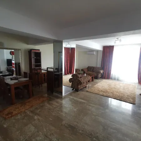 Imperial Penthouse Summerland Mamaia