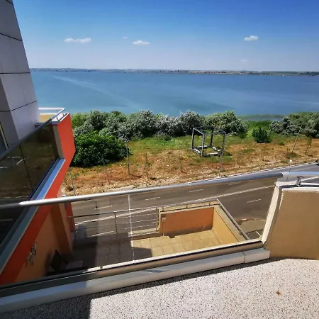 Imperial Penthouse Summerland * Mamaia